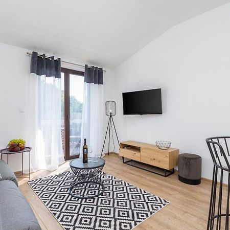 Wine House Apartments & Rooms Marceta Fazana Bagian luar foto