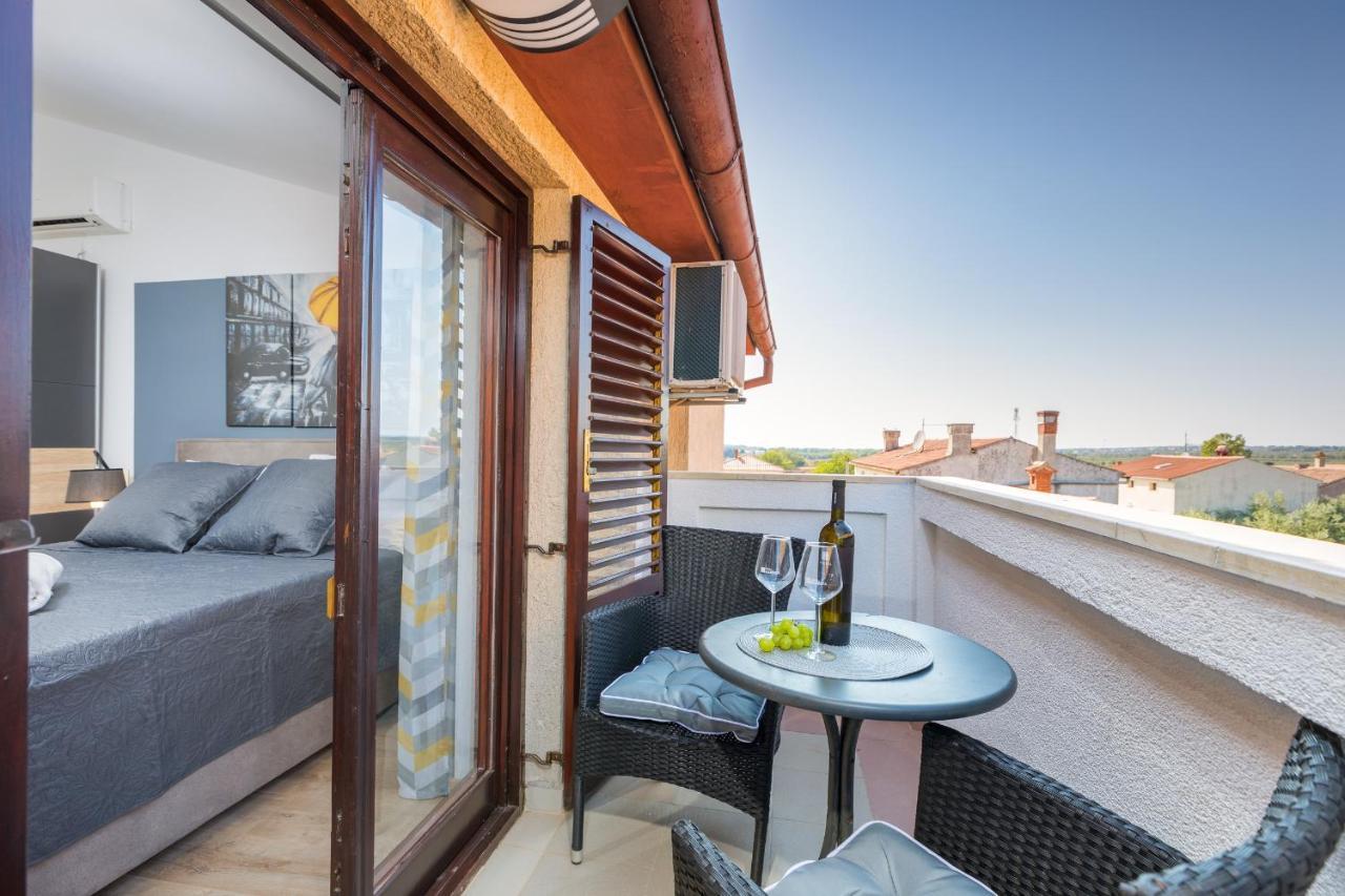 Wine House Apartments & Rooms Marceta Fazana Bagian luar foto
