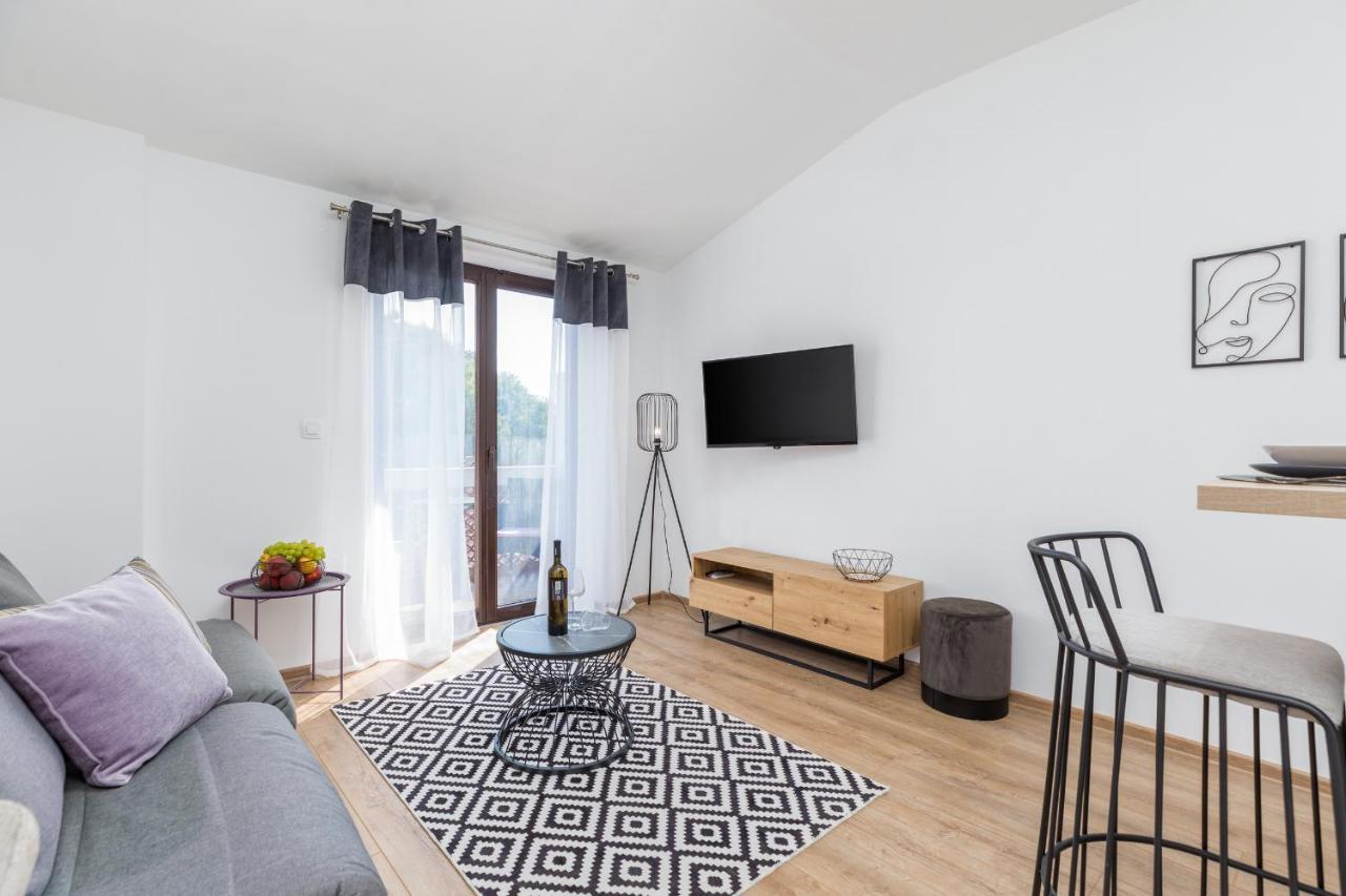 Wine House Apartments & Rooms Marceta Fazana Bagian luar foto