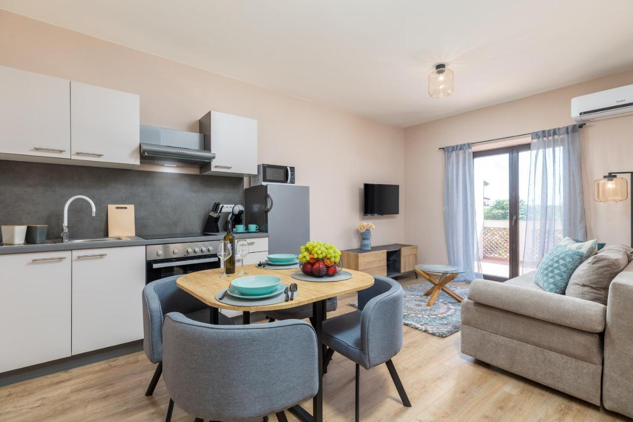 Wine House Apartments & Rooms Marceta Fazana Bagian luar foto