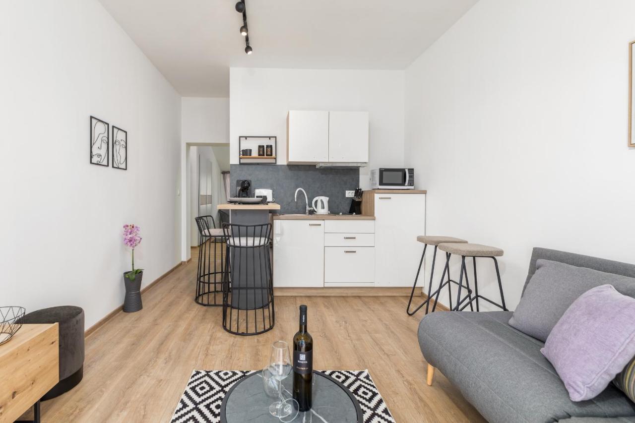 Wine House Apartments & Rooms Marceta Fazana Bagian luar foto